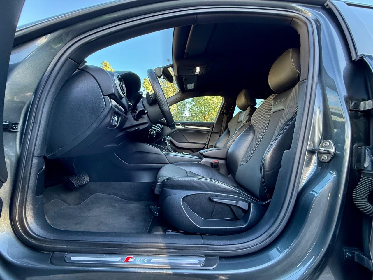 AUDI A3 1.6 TDI S TRONIC S LINE EDITION