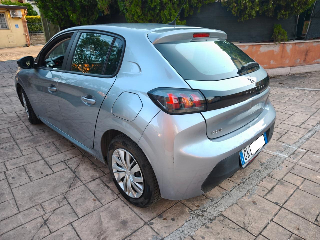 Peugeot 208 PureTech 75 INCIDENTATA
