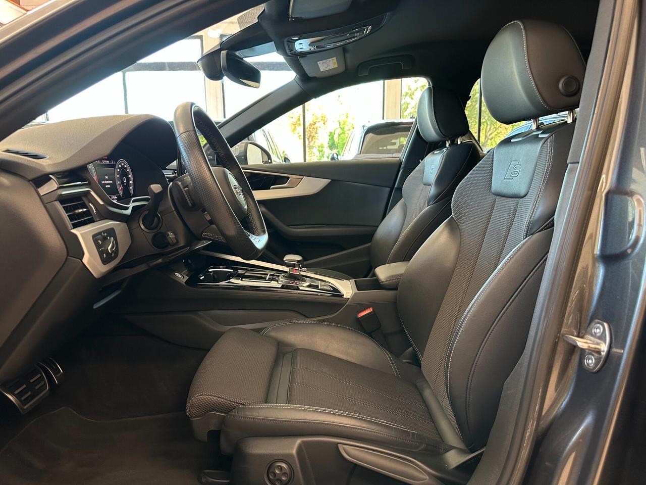 AUDI A4 AVANT40TDI QUATTRO S-LINE *MATRIX*CARPLAY*NAVI*