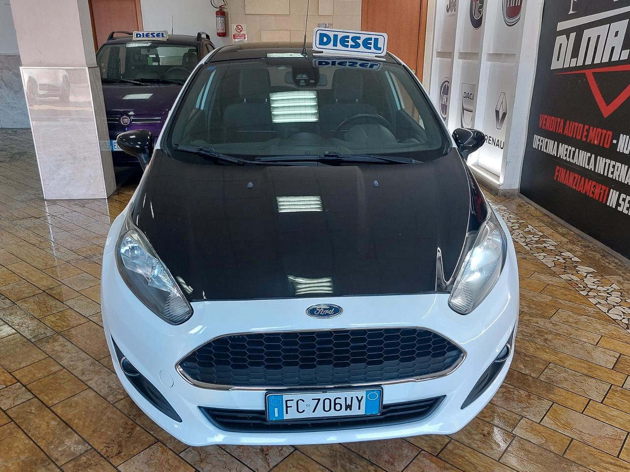 Ford Fiesta 1.5 TDCi 75CV 3 porte Black & White Edition