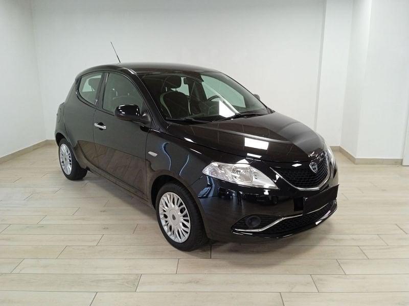 Lancia Ypsilon 3ª serie 1.2 69 CV 5 porte Silver