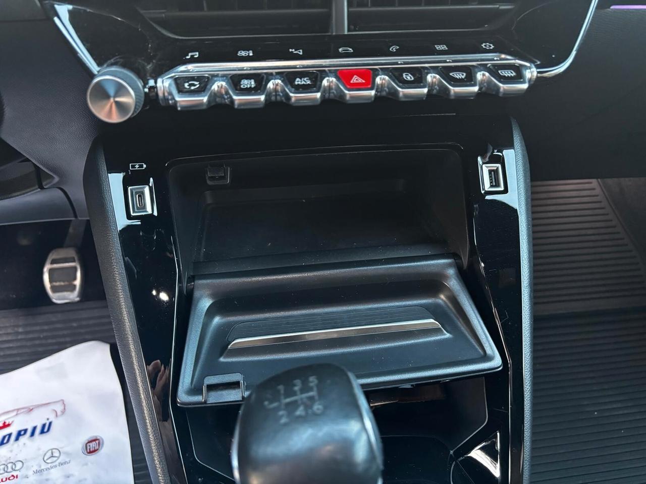 Peugeot 208 PureTech 100 Stop&Start 5 porte GT Line