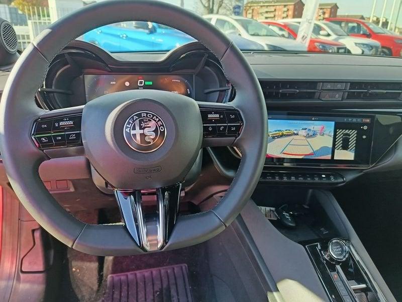 Alfa Romeo Junior BEV 156CV/115kW elettrica SPECIALE