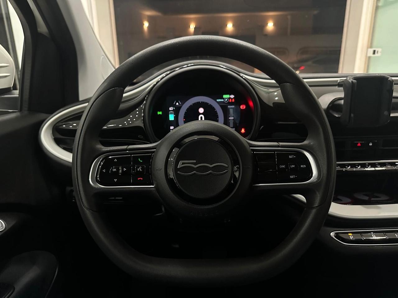 Fiat 500 500e Berlina 23,8 kWh