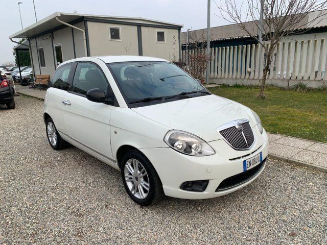 LANCIA Ypsilon 1.3 MJT 75 CV Unyca