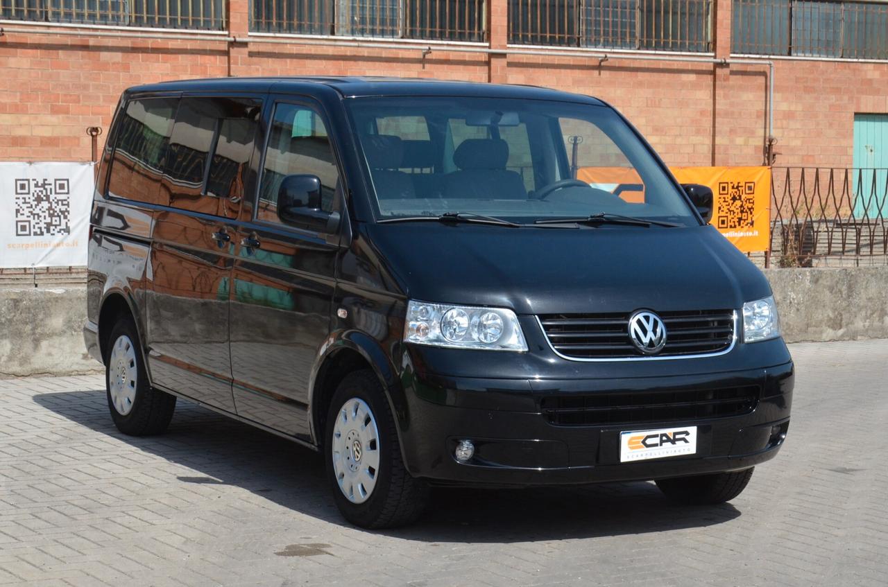 Volkswagen Transporter 2.5 TDI/130CV CARAVELLE AUTOMATICO 9 POSTI