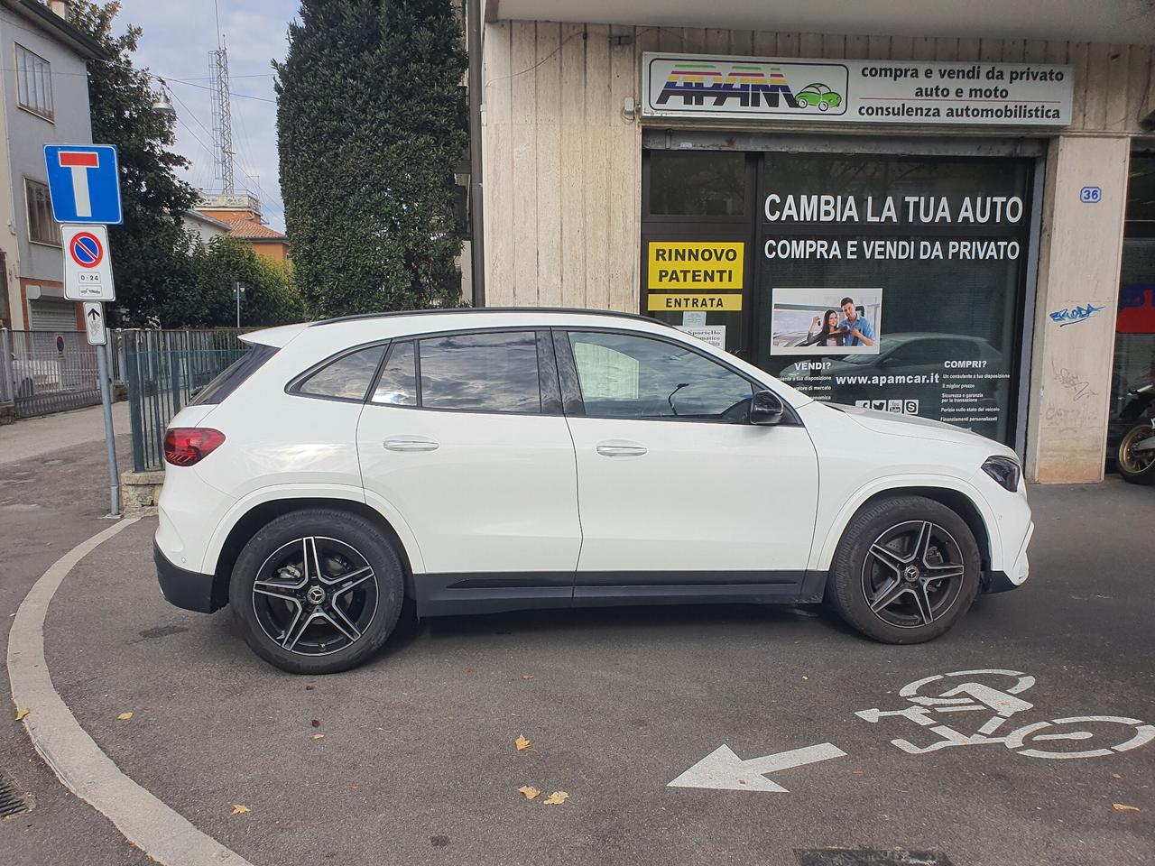 Mercedes-benz GLA 180 d Automatic AMG Line Advanced Plus