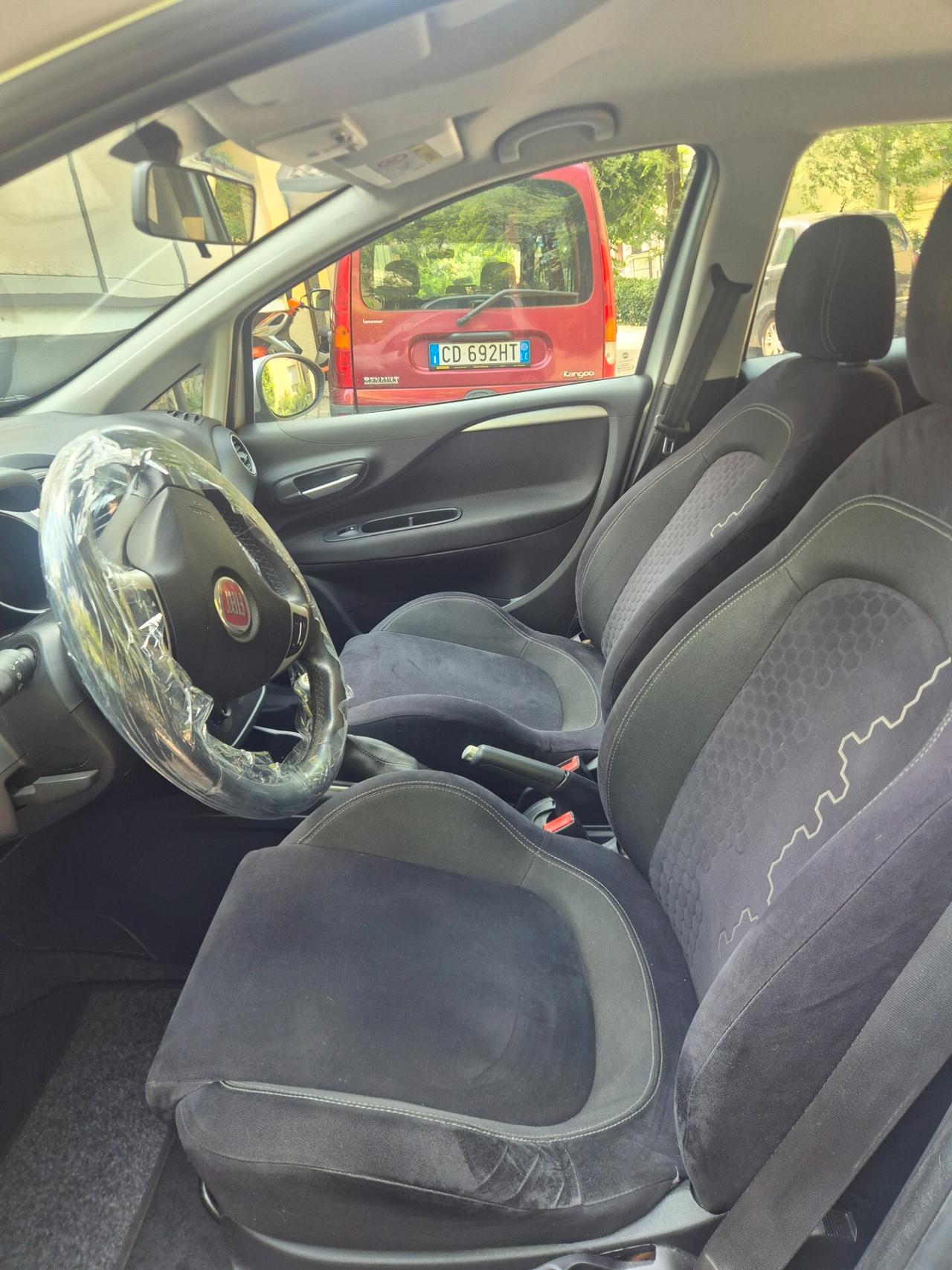 Fiat Punto 1.2 benzina euro 6 lounge