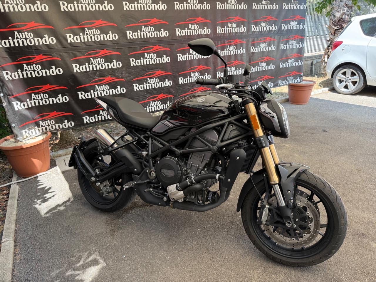 Benelli 752 S