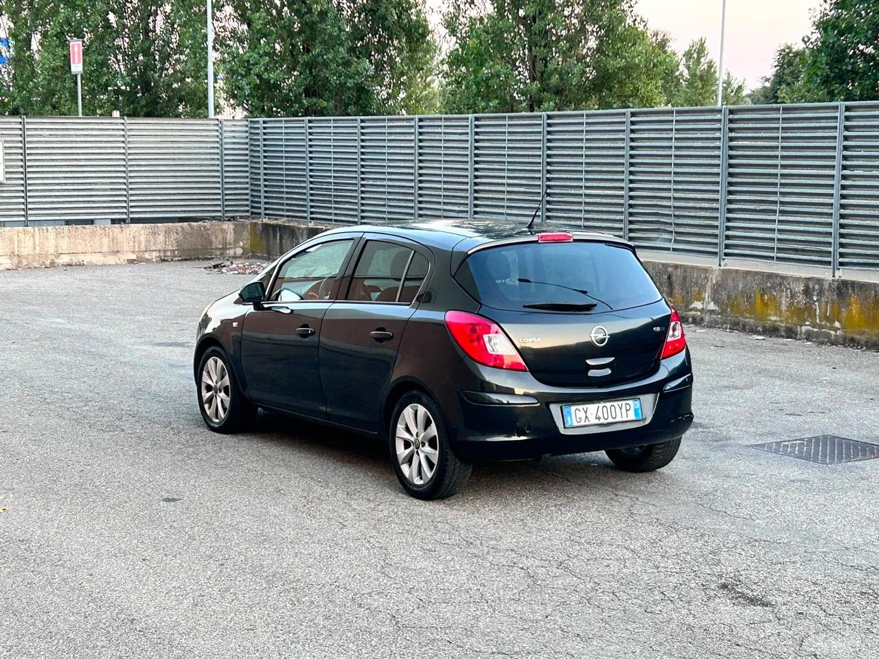 Opel corsa 1.3d 2012 euro5 183000km 6 marce