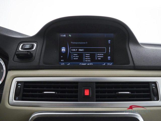 VOLVO XC70 D3 Geartronic Momentum - PER OPERATORI DEL SETTORE