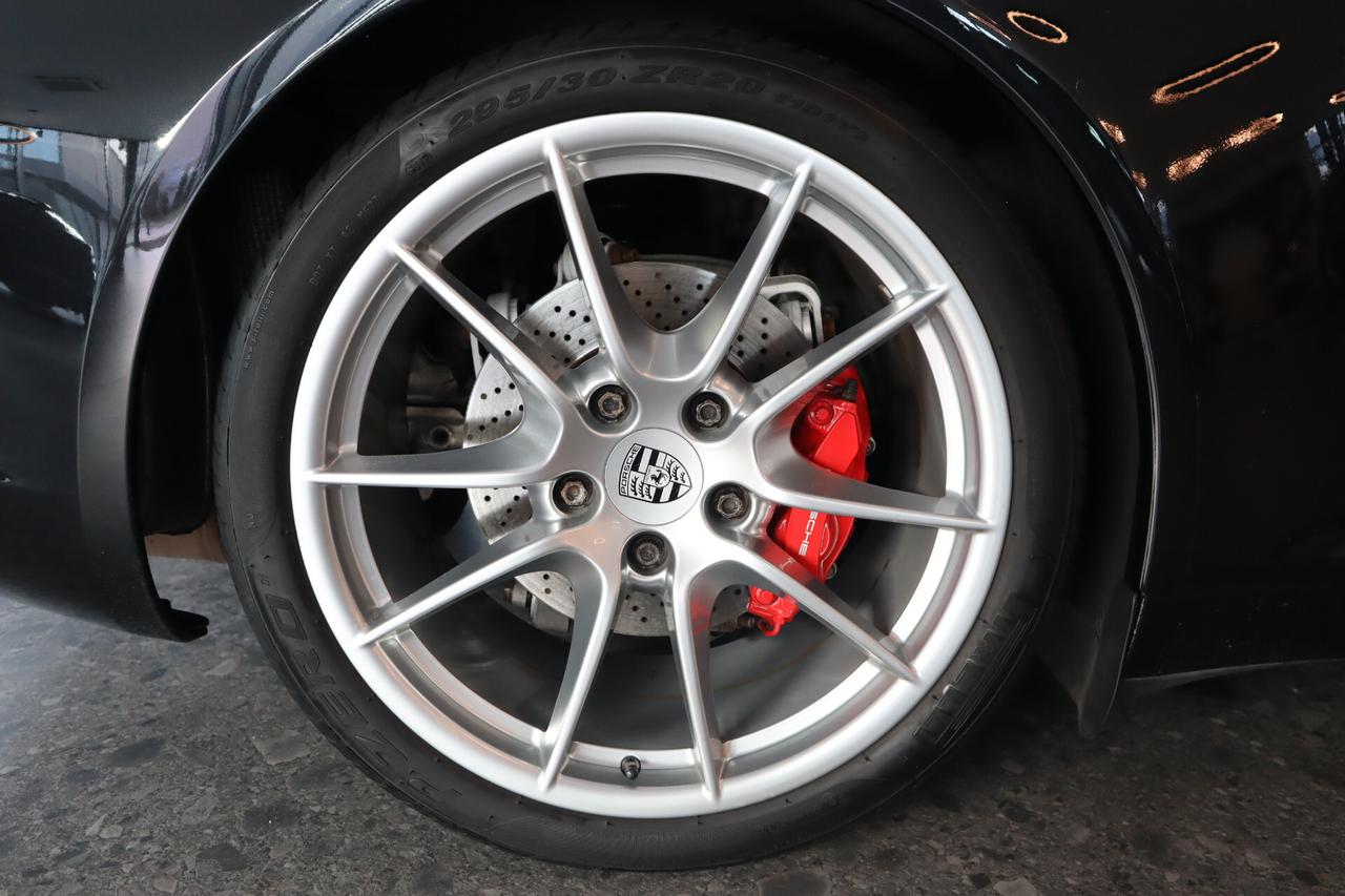 Porsche 991 3.8 Carrera S Cabriolet 47000 KM Tagliandati PORSCHE - colore originale!