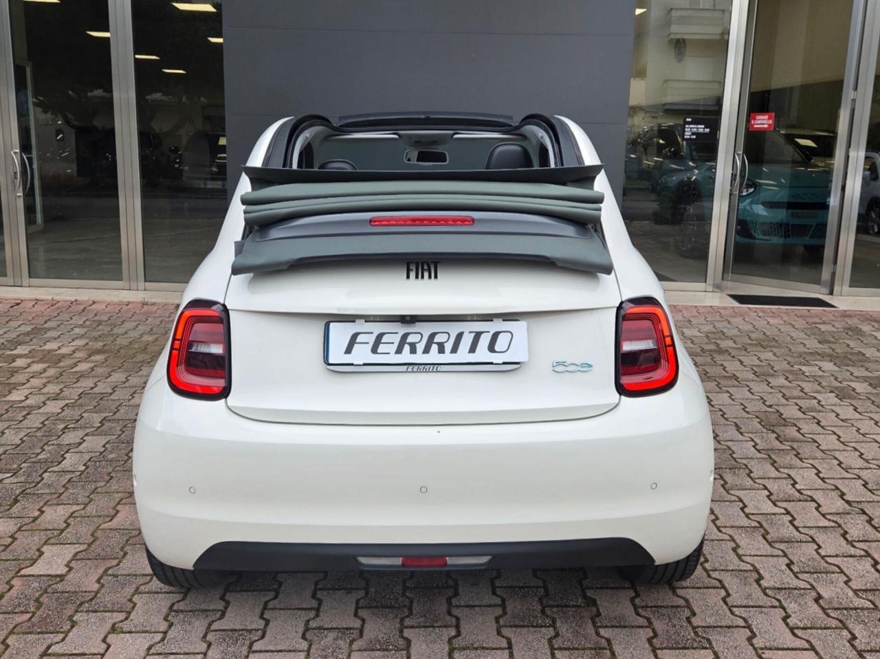 Fiat 500e Cabrio 42 kWh ICON