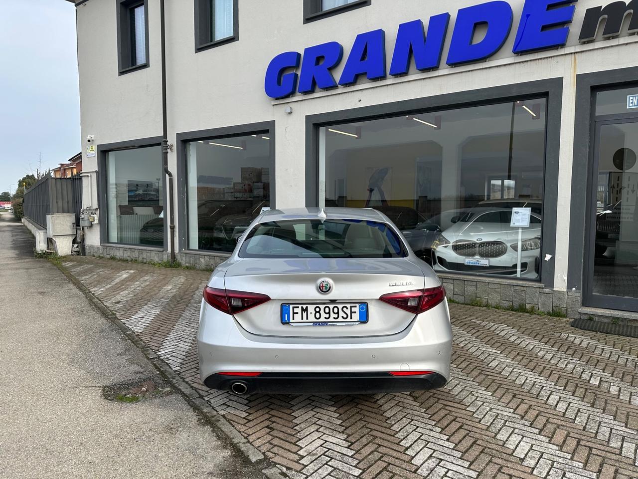 Alfa Romeo Giulia 2.2 Turbodiesel 150 CV