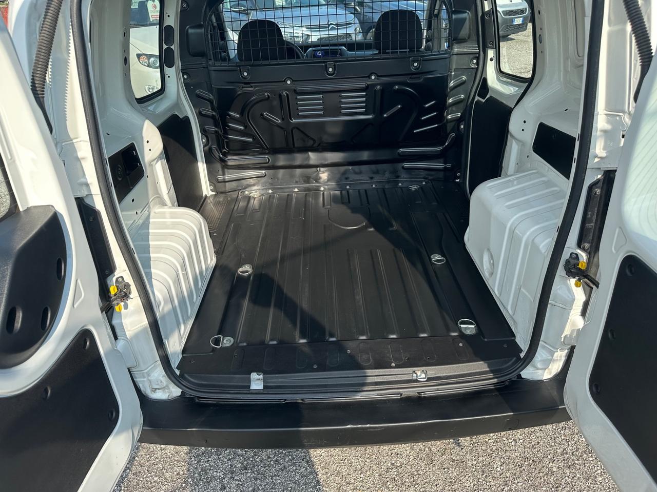 Fiat Fiorino 1.3 MJT 95CV Cargo SX