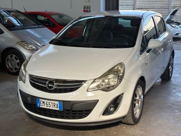 Opel Corsa 1.2 5 porte Sport