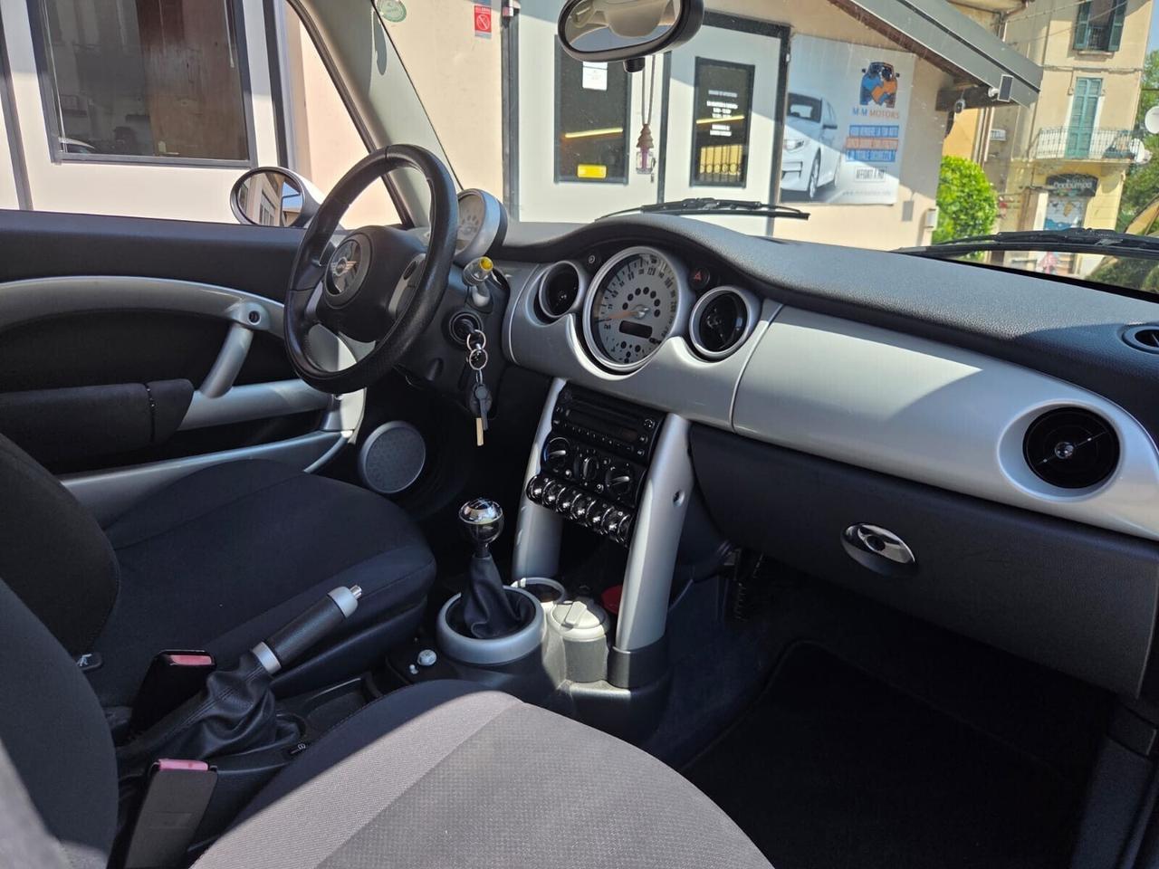 Mini 1.6 16V Cooper
