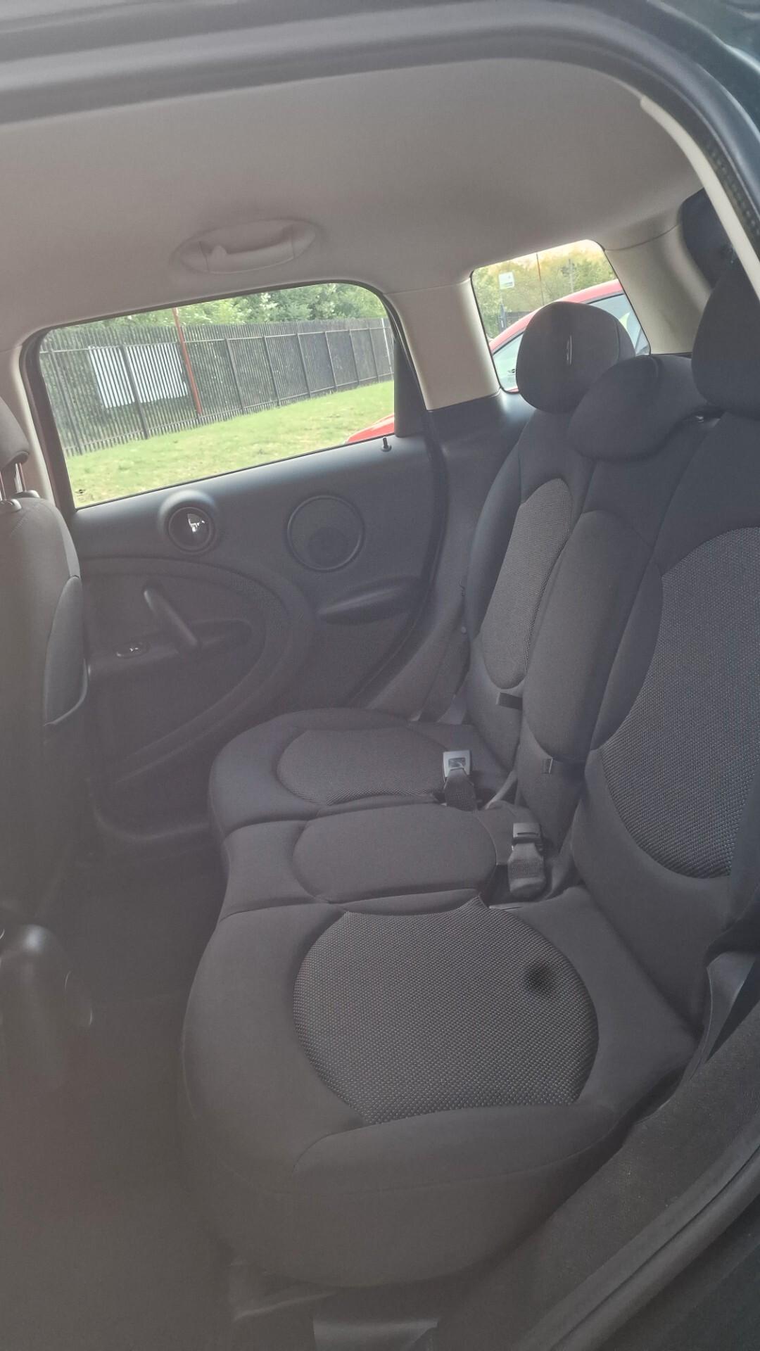 Mini Cooper Countryman 1.6 D - Nov2012