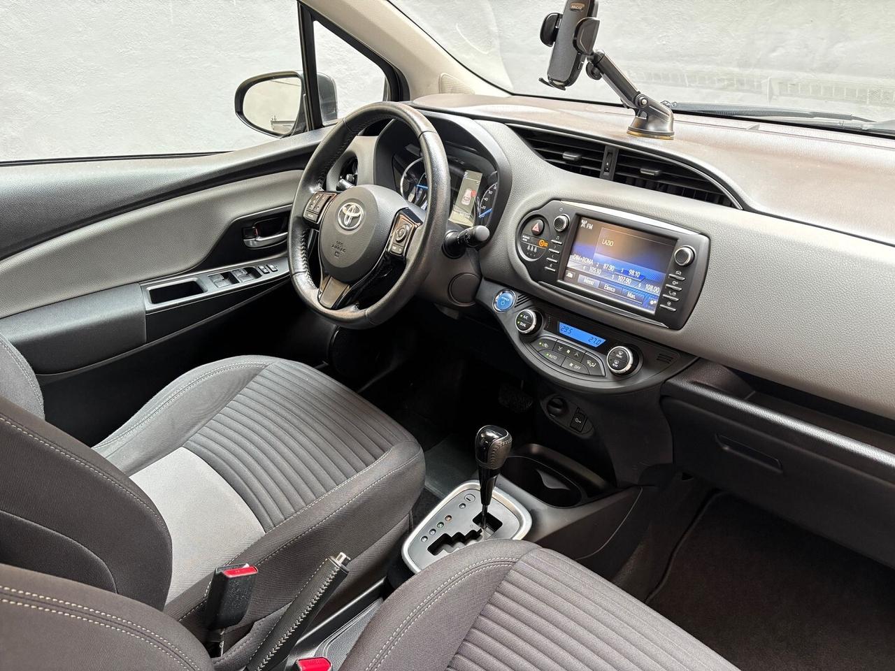 Toyota Yaris 1.5 hybrid NO VINCOLO FINANZIAMENTO