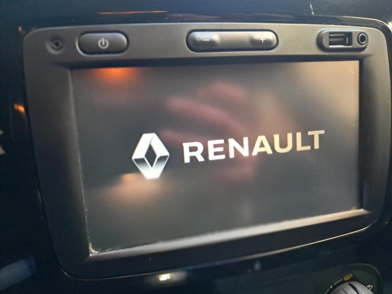 RENAULT CAPTUR 1.5 Diesel-NEOPATENTATI-NAVY-Euro8990