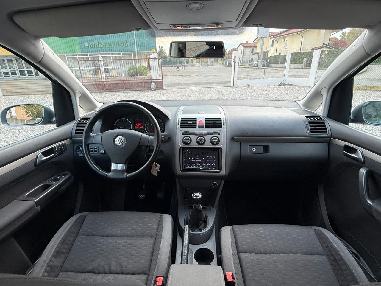 Volkswagen Touran 1.6 Trendline Bifuel G