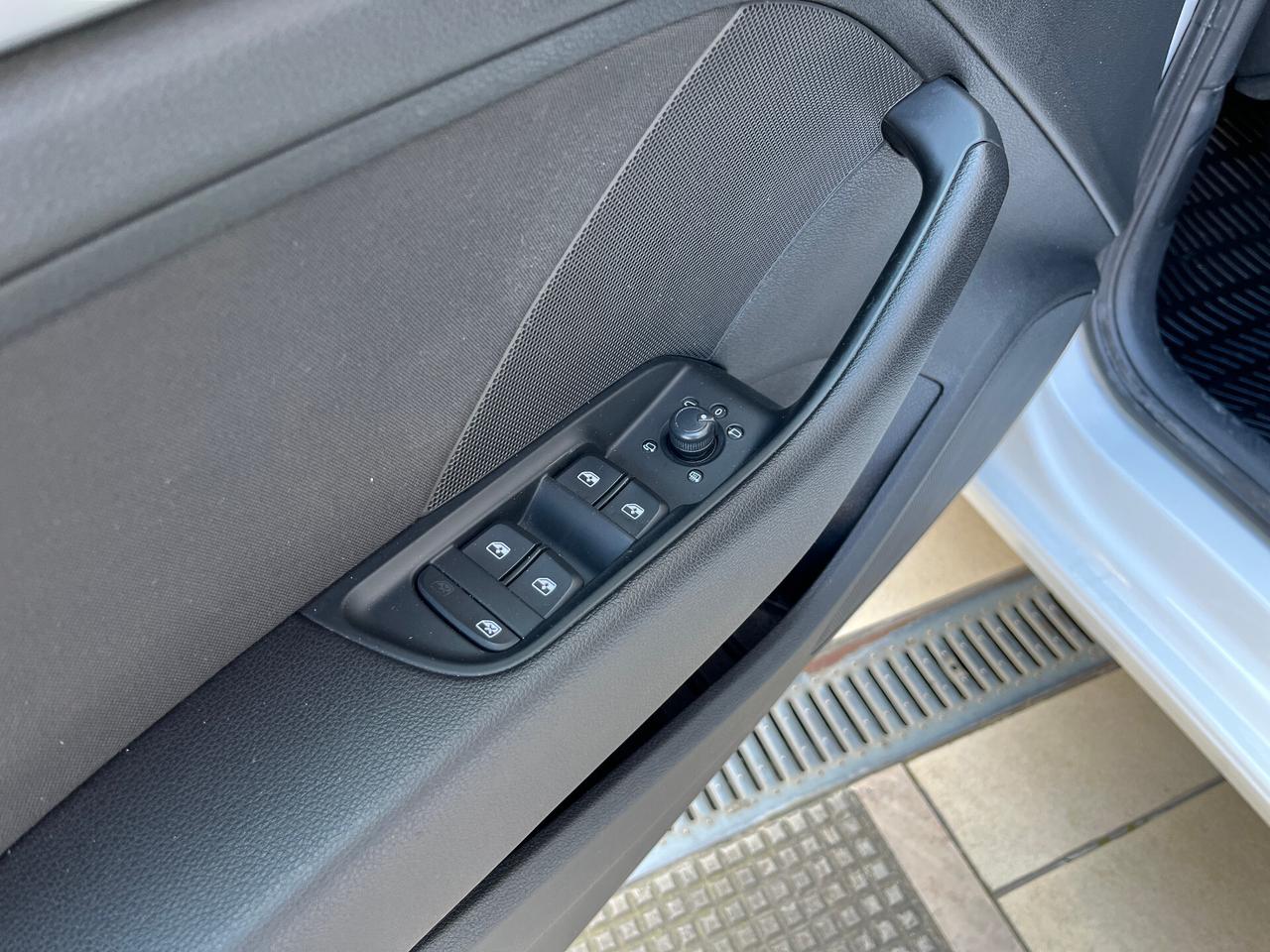 Audi A3 SPB 30 TDI S tronic Business