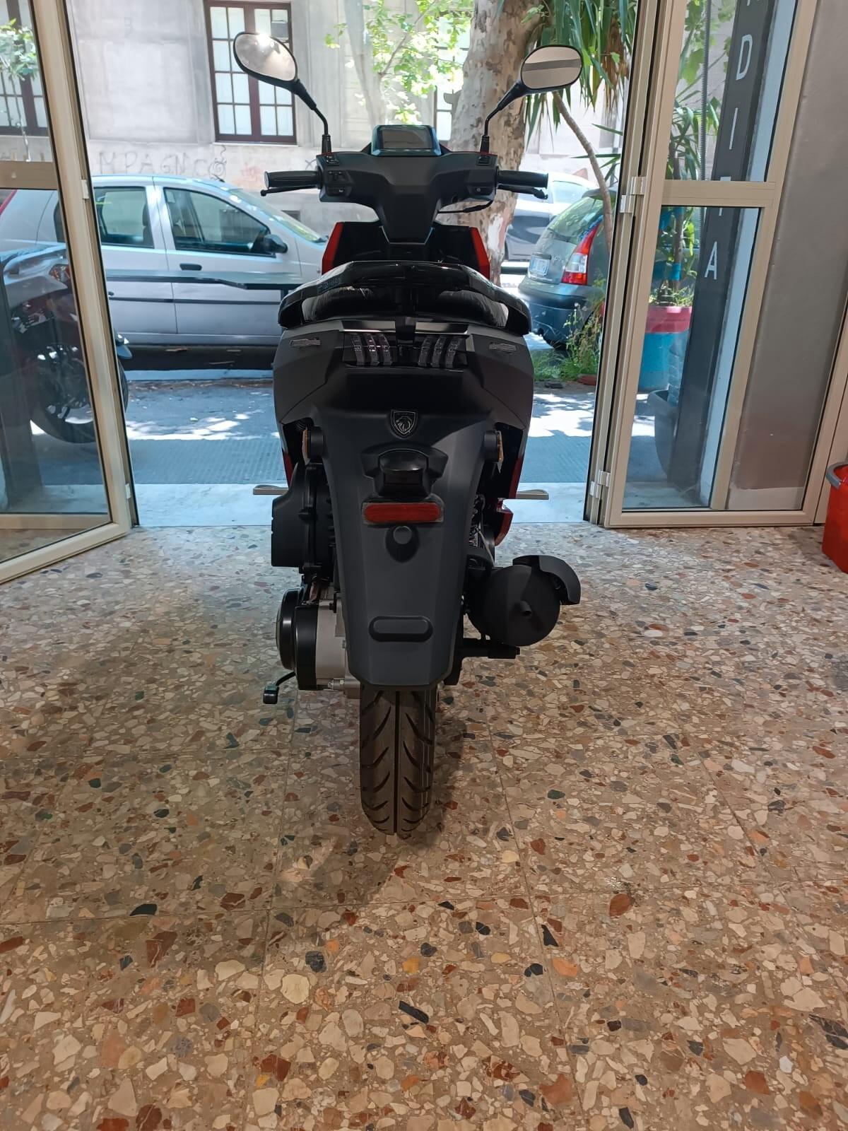 Peugeot Tweet 125