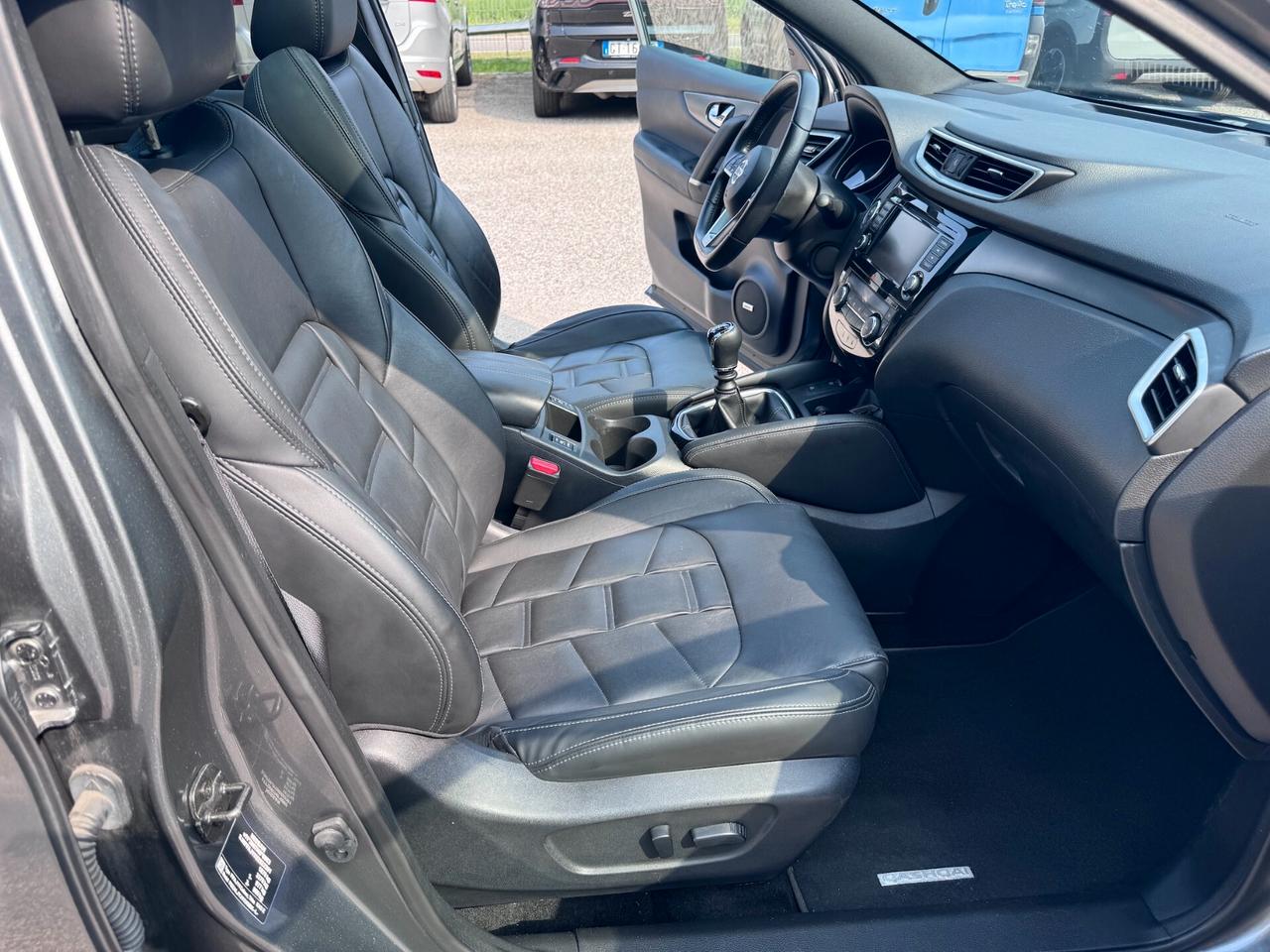 Nissan Qashqai 1.3 dig-t Tekna 160cv TETTO PELLE LED 1 PROPR.