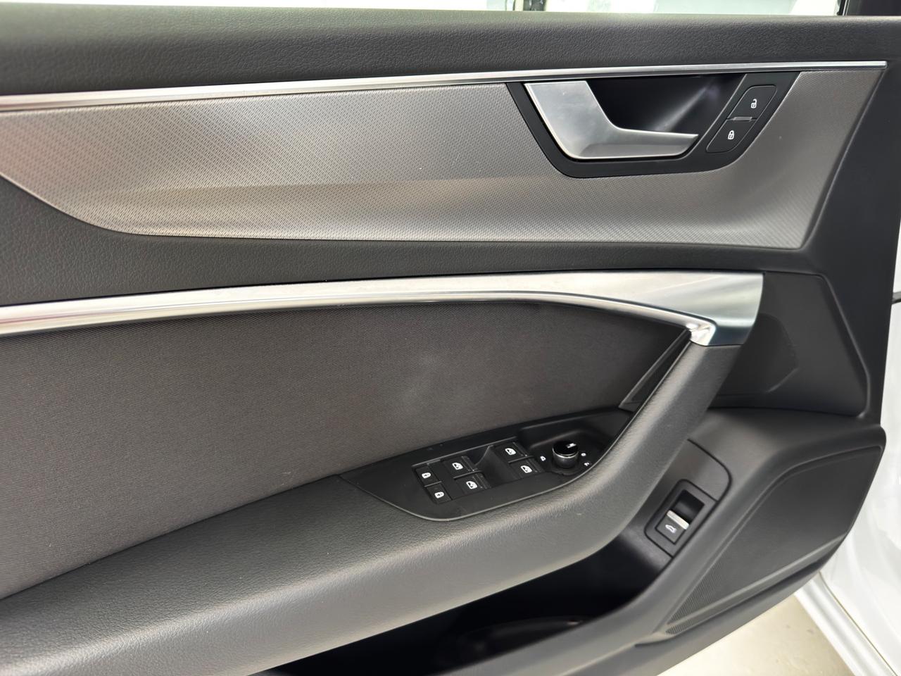 Audi A6 Avant 40 2.0 TDI quattro ultra S tronic Business Sport