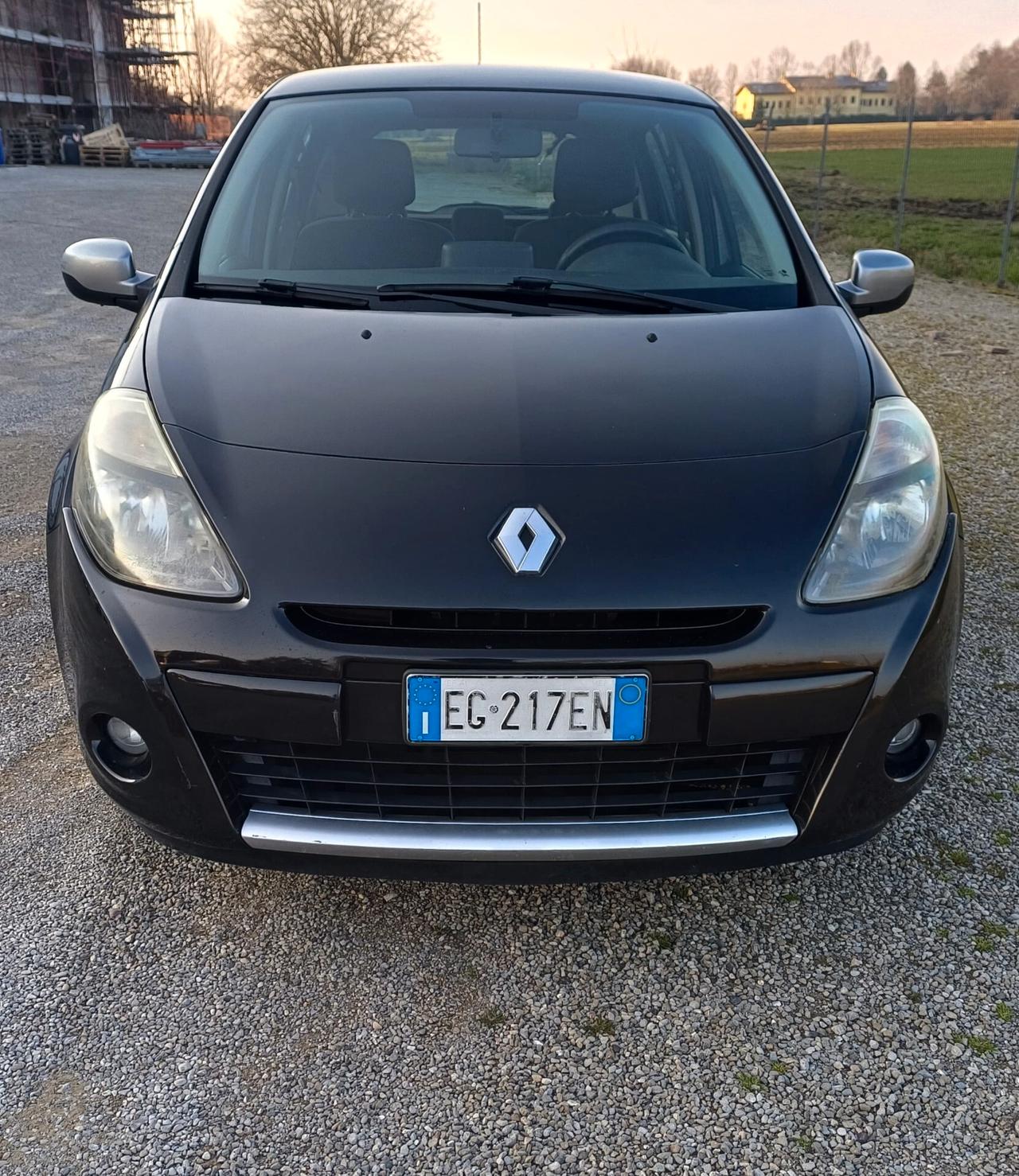 Renault Clio 1.2 16V 5 porte Dynamique