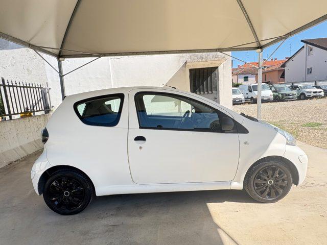 TOYOTA Aygo 1.0 12V VVT-i 3 porte Deep Ocean Connect OK NEOP