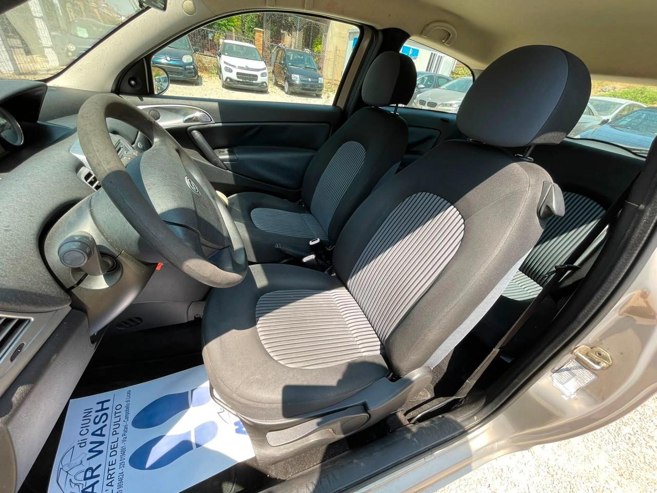 Lancia Ypsilon 1.2 Oro SOLI 114.500 KM