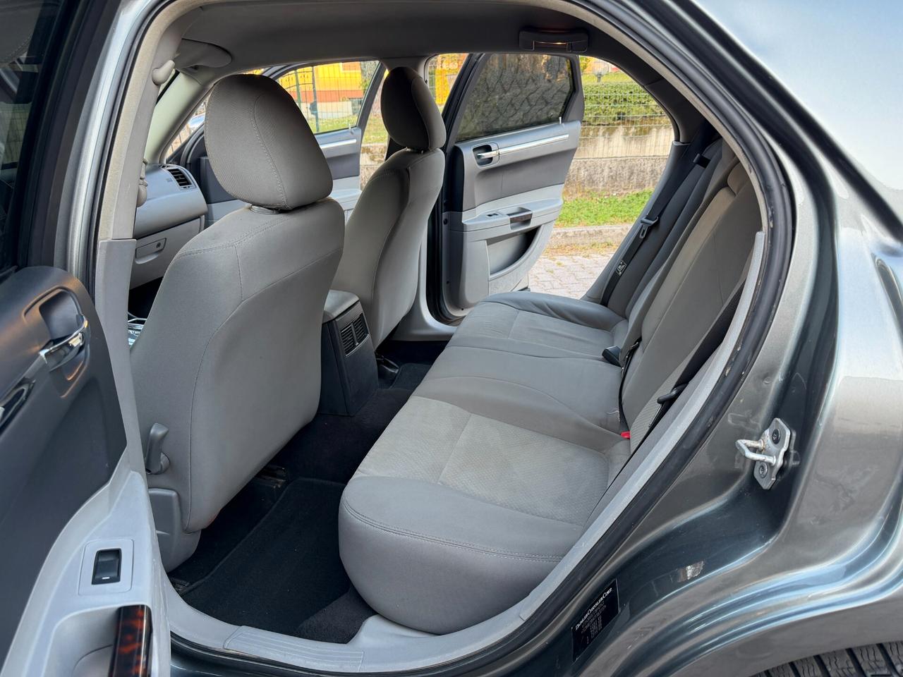 Chrysler 300C 3.0 V6 CRD Berlina Navi