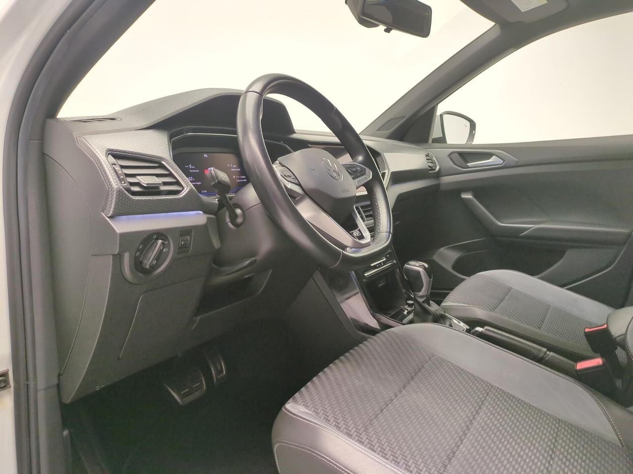 Volkswagen T-Cross 1.0 TSI 110 CV DSG R-LINE