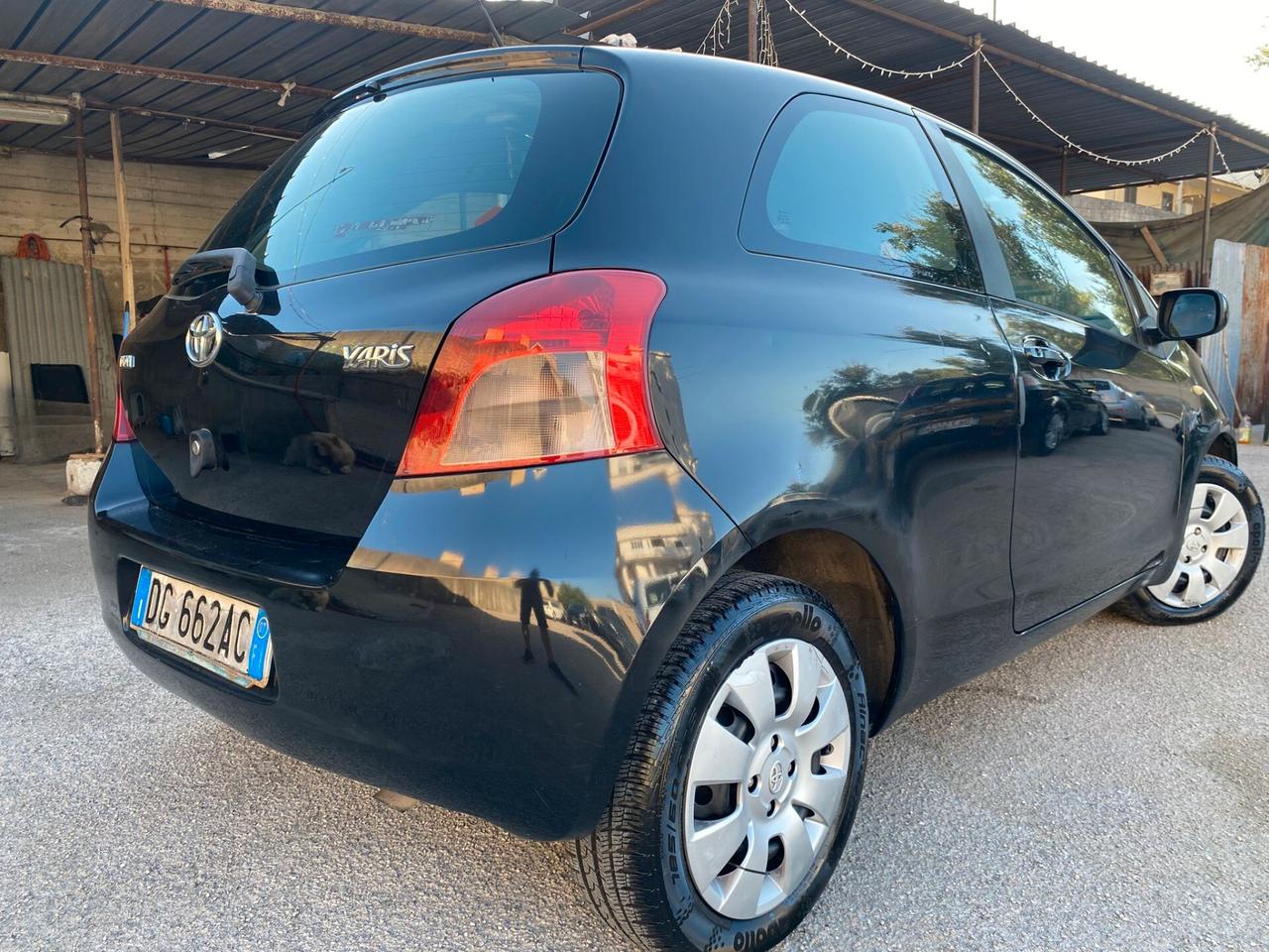 Toyota Yaris 1.3 benz 3p full economica 2007