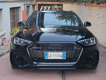 Audi A4 RS4 Avant 2.9 tfsi quattro 450cv tiptronic