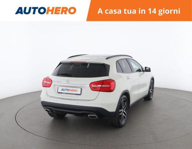 MERCEDES-BENZ GLA 200 d Automatic Sport