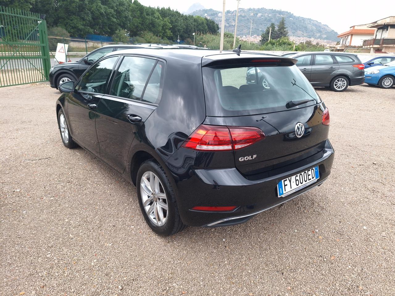 Volkswagen Golf 1.6 TDI 115CV DSG 5p. Business BlueMotion Technology