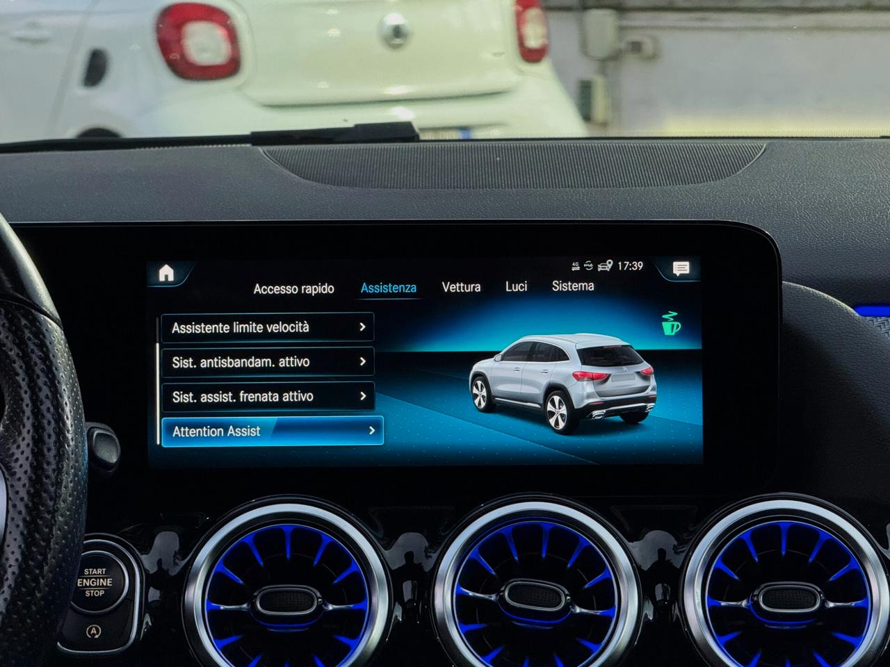 Mercedes-Benz GLA 200 d Premium AMG TETTO