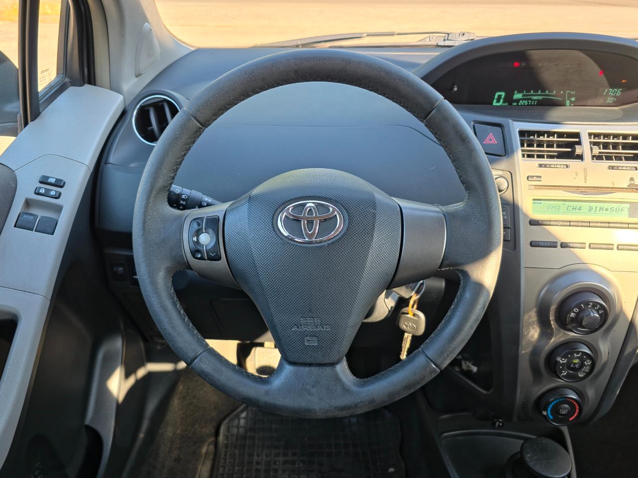 Toyota Yaris 1.4 D-4D DPF 5 porte CV-90 E4 Manuale NEO 2009