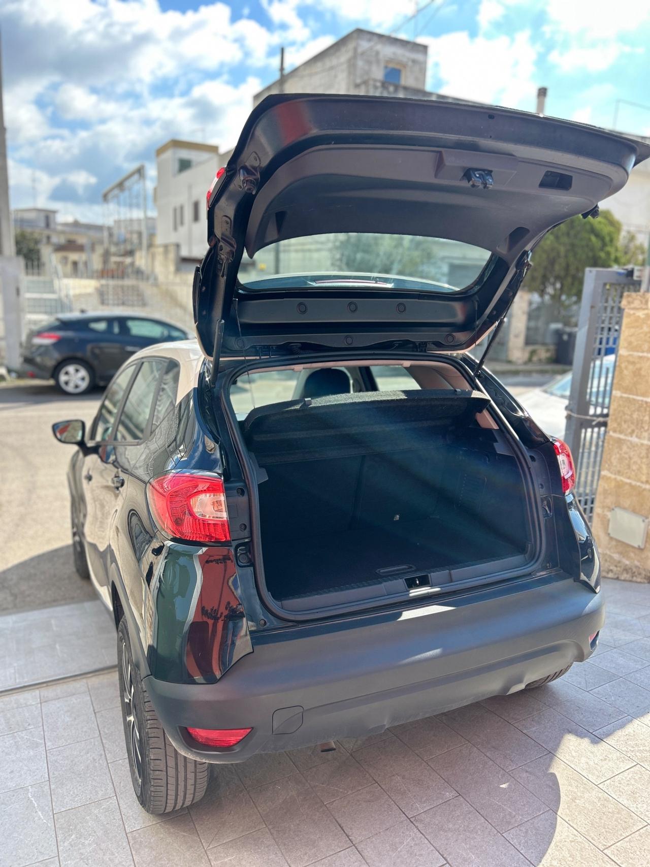 Renault Captur 1.5 90 CV Energy Intens-2018/NAVI/BICOLORE