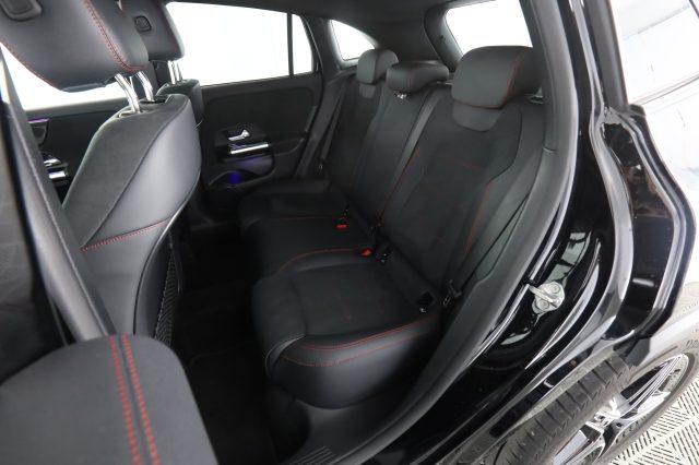 MERCEDES-BENZ CLA sse GLA GLA 180 d Automatic Premium