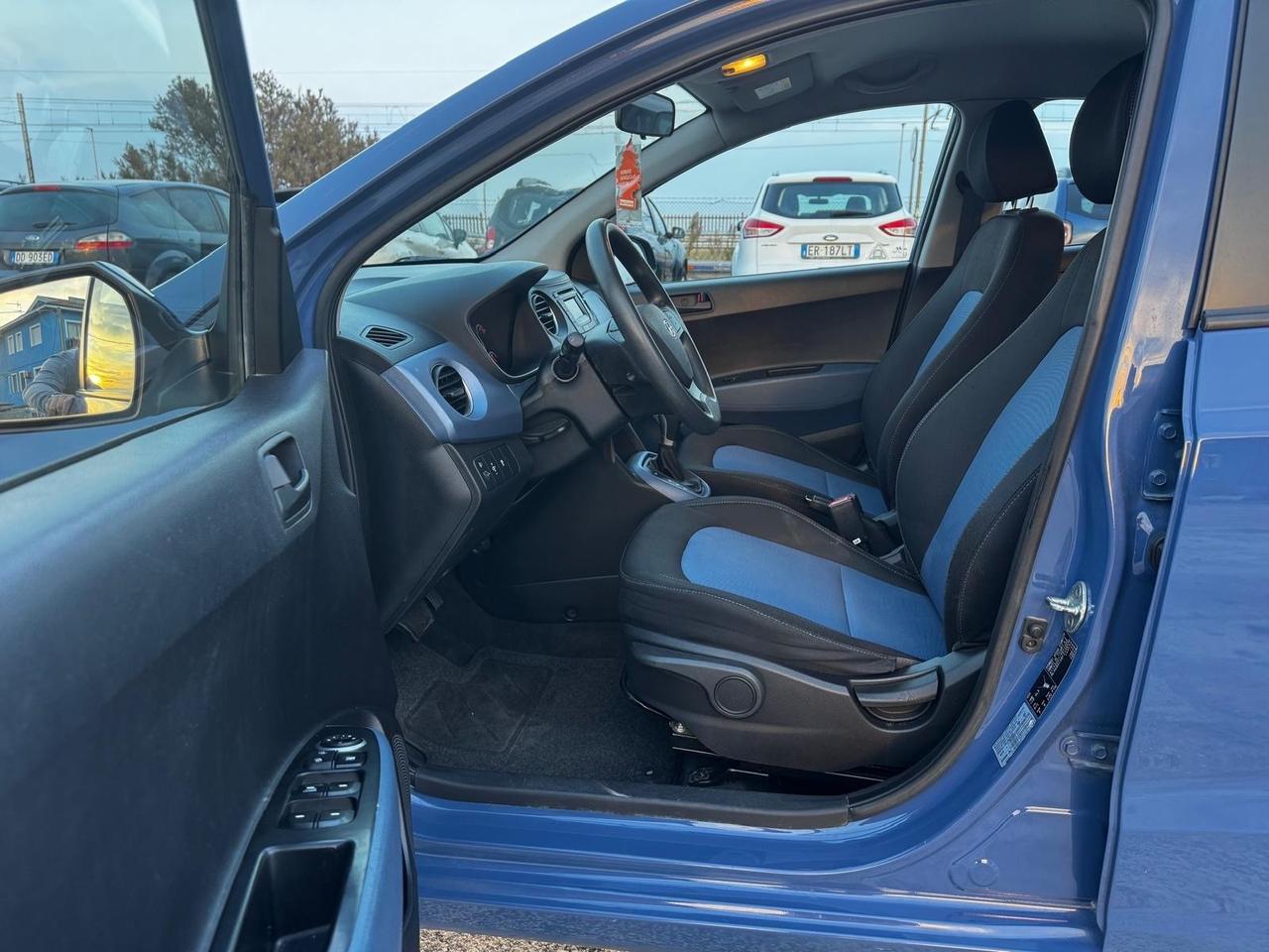 Hyundai i10 MPI Sound Edition Cambio Automatico