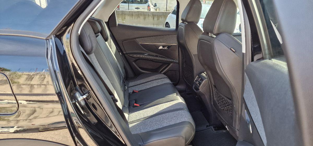 PEUGEOT 3008 1.5 BlueHDi 130 S&S GT Line