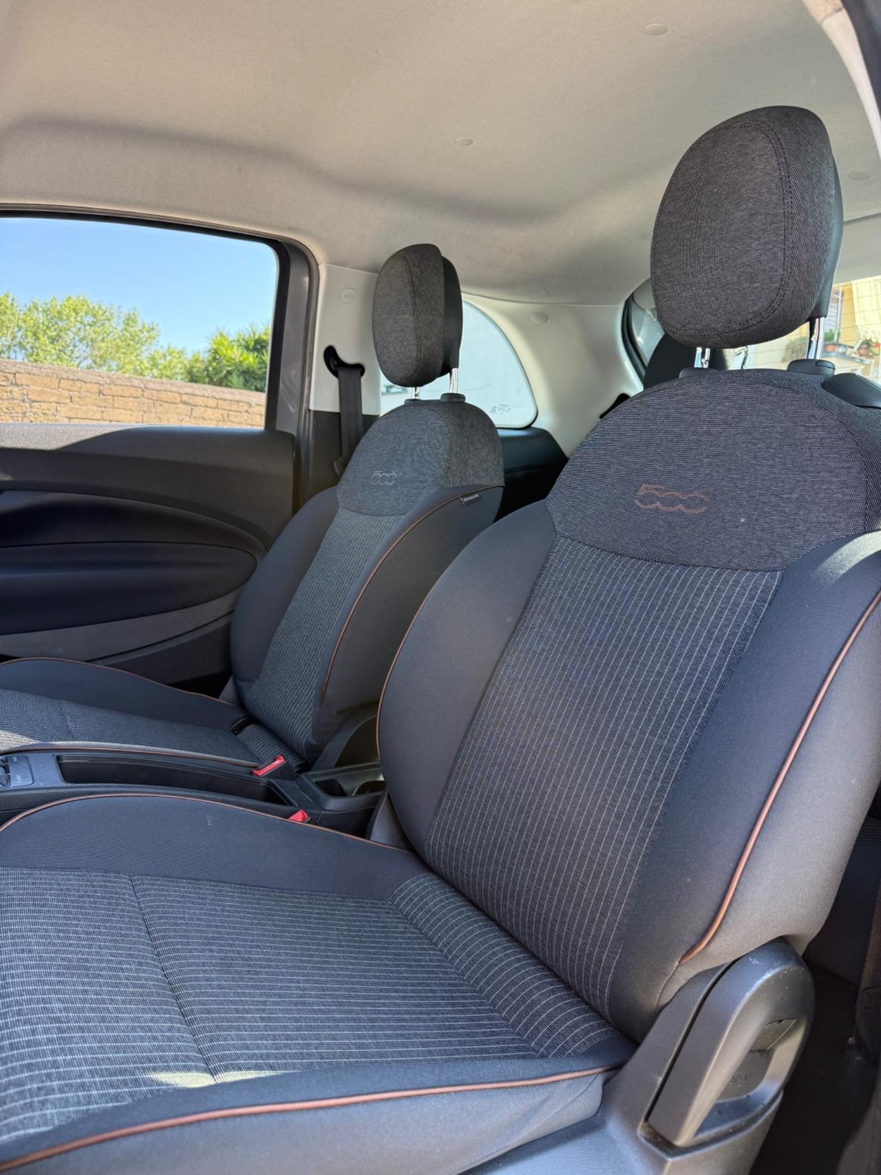 Fiat 500e Berlina 42 kWh La Prima