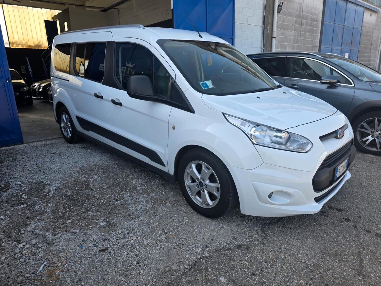 Ford Tourneo Connect Connect7 1.5 TDCi 120 CV Titanium
