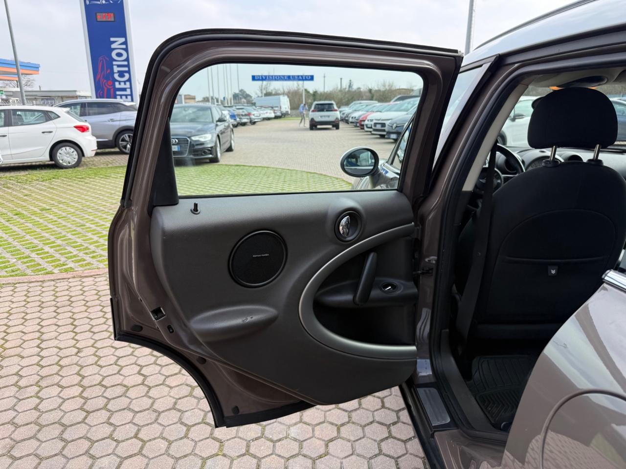 Mini One Countryman 2.0 Cooper D Automatica ADATTA AI NEOPATENTATI