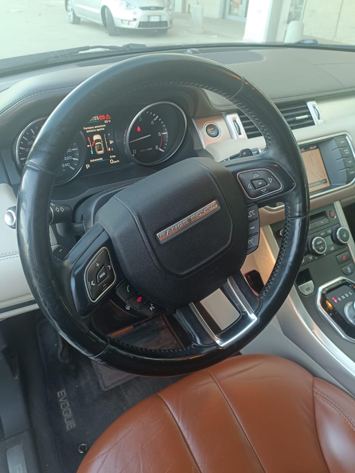 Land Rover Range Evoque 2.2 TD4 5p. Prestige