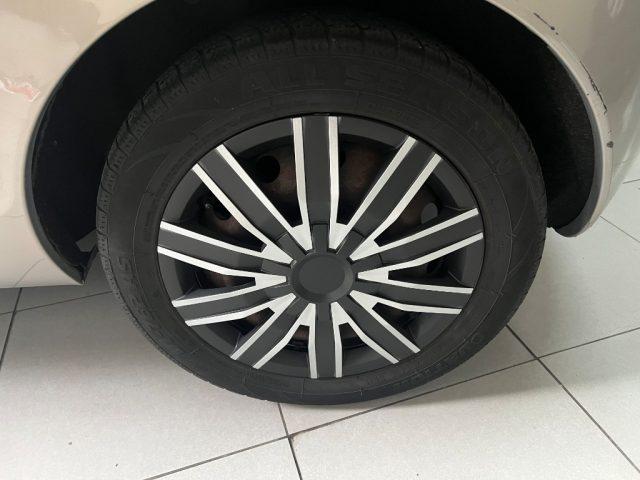 LANCIA Ypsilon 1.2 69 CV Argento