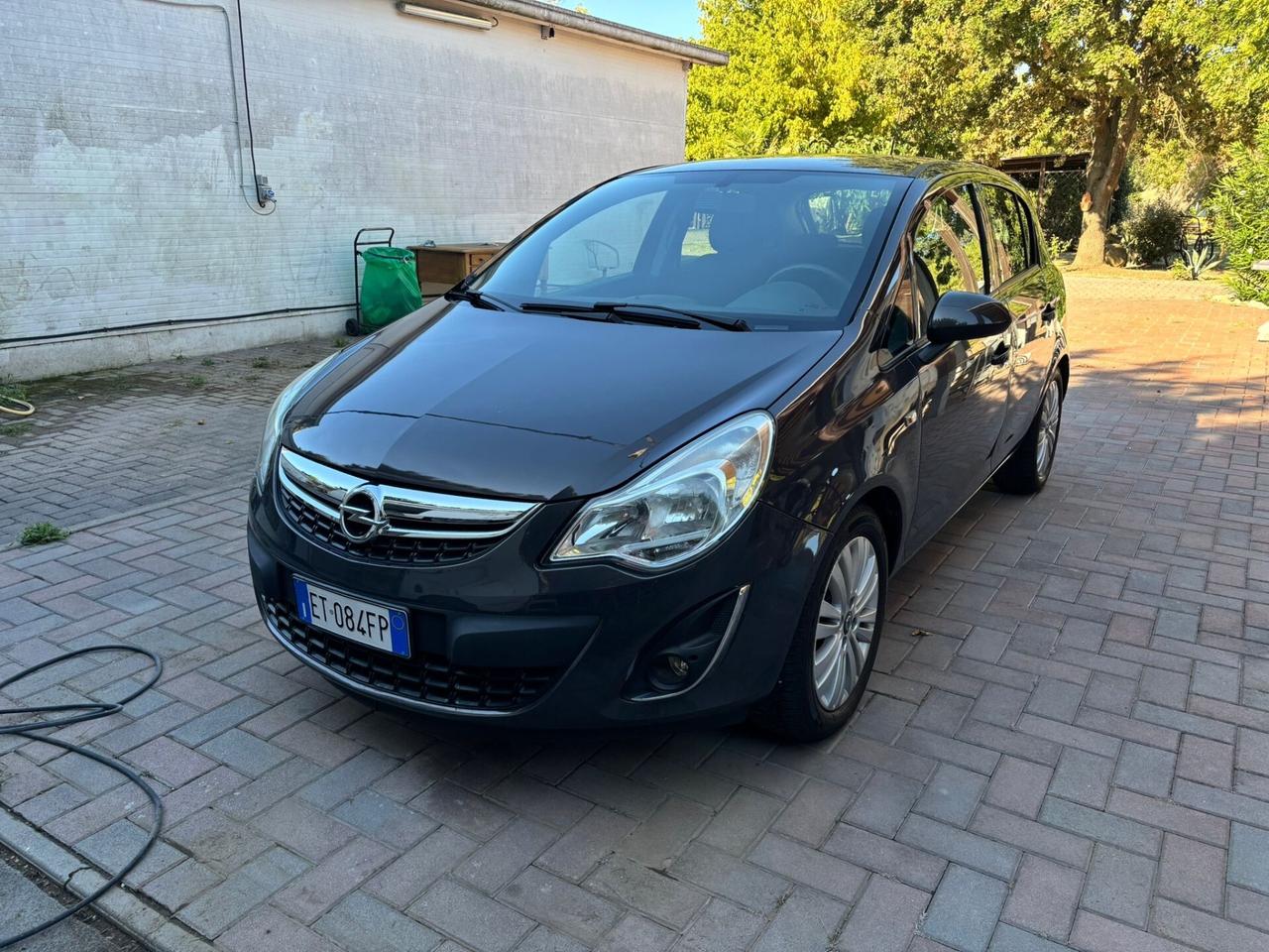 OPEL CORSA 1.2 5 PORTE BELLISSIMA SOLO 84.000 KM OK PER NEOPATENTATI PERMUTABILE